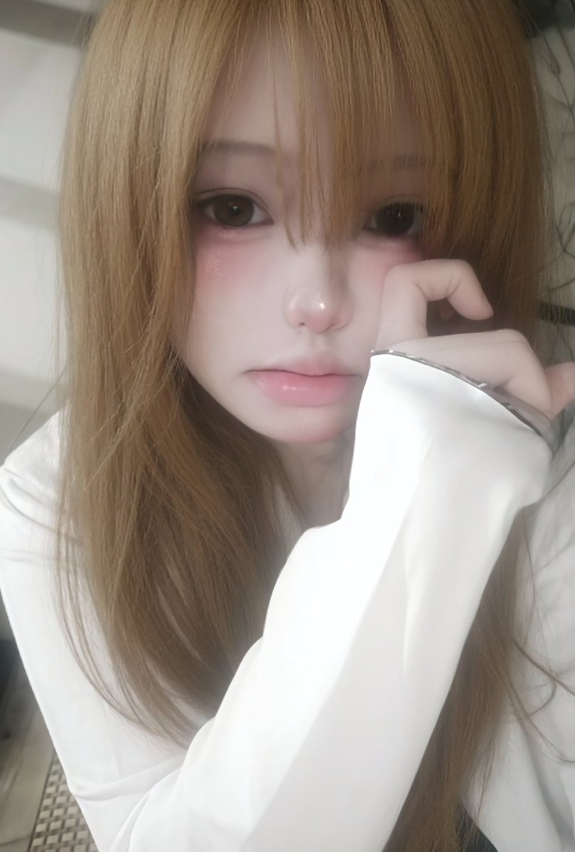 minhnh676041's tweet photo. tui cs baoh viral đâu mà hết viral mấy má https://t.co/3mF8BWSXcm