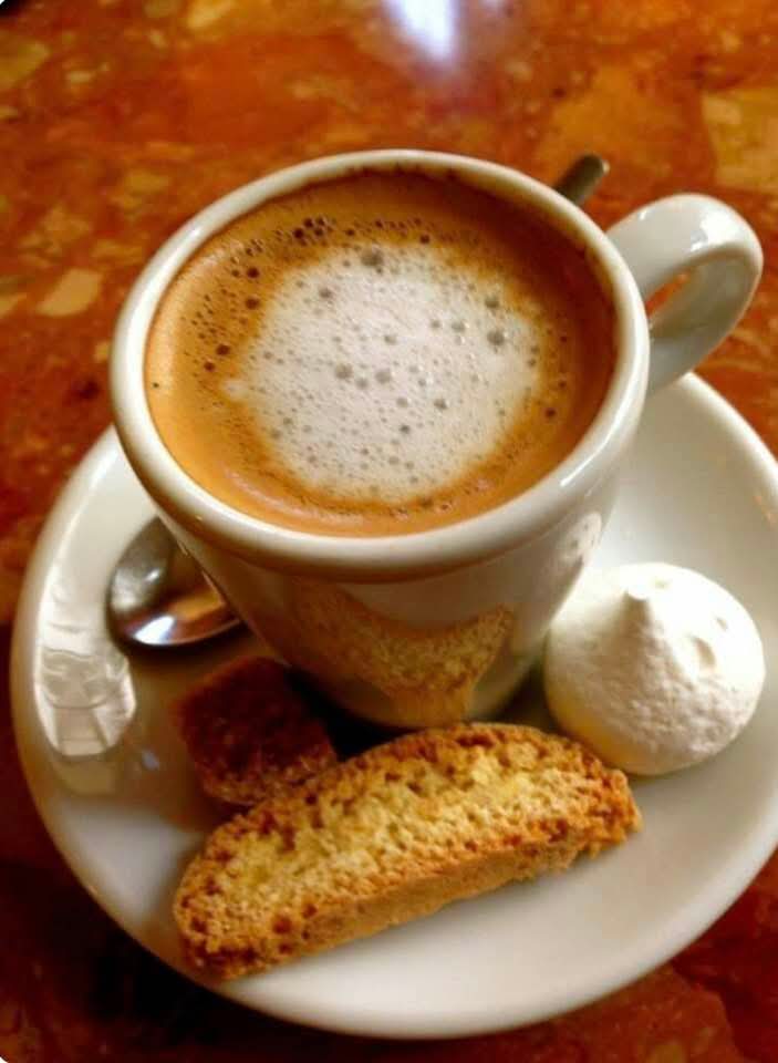 deli_murcia's tweet photo. Buenos días #FelizViernes #FFespecial chic@s. Café?? https://t.co/WYjJuqJMEl