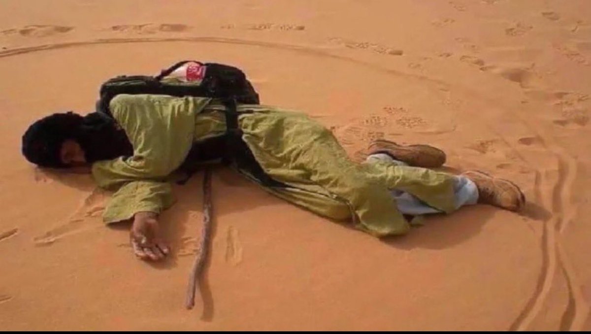 naflasco's tweet photo. I just discovered that some people draw a circle around themselves before sleeping in the desert… and now I need to know why. Anyone? 👀🧐 https://t.co/5ljva4z5hm