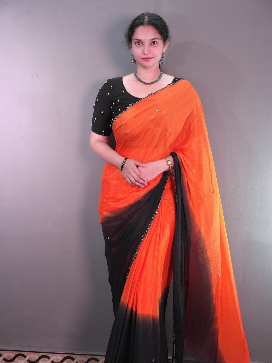 SumiiTalks's tweet photo. Saree link 👇
https://t.co/PDTNyBm2OZ

#ootdmagazine #studiophotography #kajalagarwal #celebrity #sumiivastra https://t.co/GGL72WYGkc