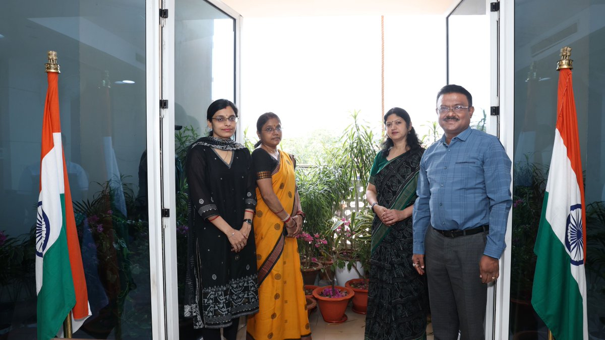 HUDDeptOdisha's tweet photo. Green spaces are essential for healthy, sustainable, and resilient cities. On this #WorldEnvironmentDay, the green spaces developed and maintained by Housing &amp; Urban Development Department stand as vital urban assets that improve air quality, and help keep the environment cool. https://t.co/8Q4RF2hCyb