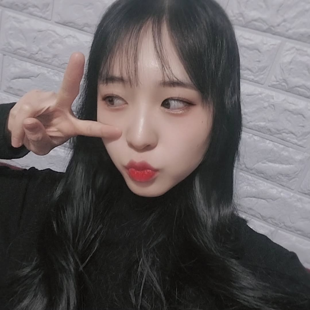 greatminsums's tweet photo. 긴머리이랑 단발머리 ‼️👍✨️
#긴머리 #단발 #중앙동
#안산 #좋아요 💼 💤 https://t.co/9GLbJDHHzm