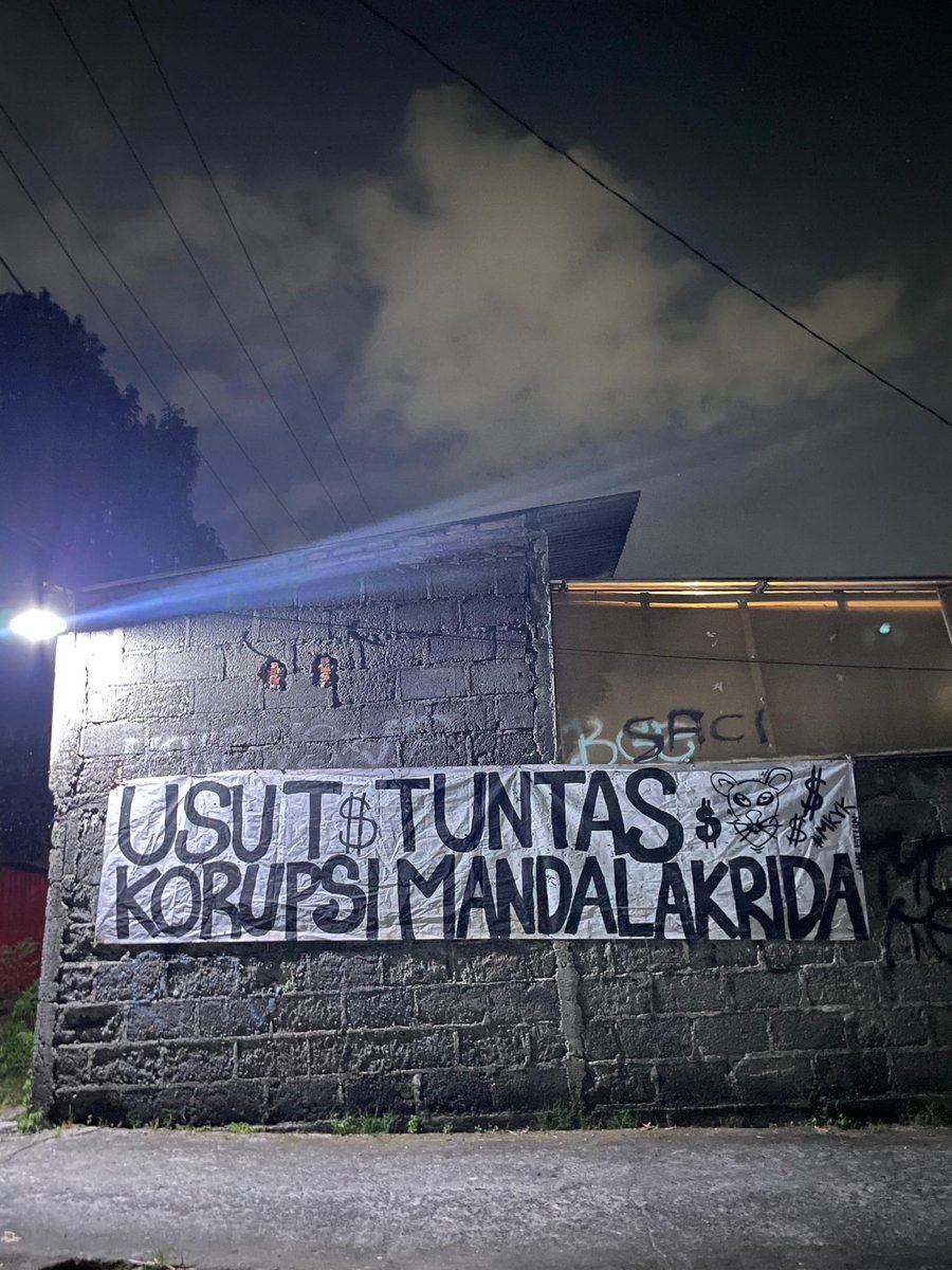 MartimBaskot29's tweet photo. USUT TUNTAS KORUPSI MANDALAKRIDA 💥💥💥 https://t.co/cxgV0H2HcE