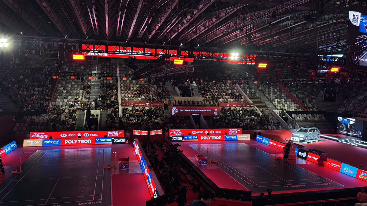 piaajy's tweet photo. best viewanya cat 1 / vip kalau mau nonton c2 c1 sih paling atas… imo👋🏻 https://t.co/tEB3pvgzXN