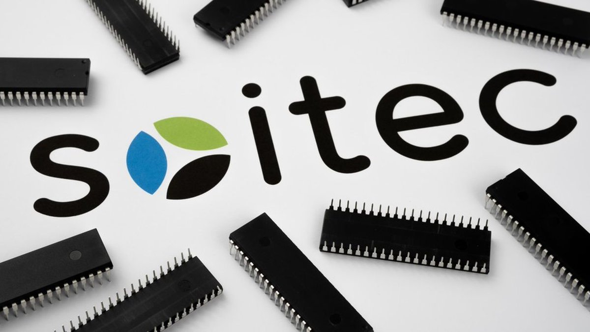 AlexXplore's tweet photo. 🇫🇷 STMicroelectronics et Soitec, deux champions français des semi-conducteurs, ont réalisé une performance exceptionnelle en Bourse au premier semestre 2026 avec respectivement +206 % et +580 %.  

📈 Ils prennent ainsi leur revanche sur les géants mondiaux Nvidia (+19 %), Samsung (+200 %) et TSMC (+54 %).  

🤖 Ce rattrapage spectaculaire est porté par le boom de l’intelligence artificielle qui profite désormais à toute la chaîne d’approvisionnement des puces, au-delà des stars médiatisées.  

👨‍💻 STMicroelectronics bénéficie de ses contrats avec Amazon, SpaceX  et Nvidia ainsi que de la demande en data centers, tandis que Soitec explose grâce à ses substrats avancés en photonique silicium.  

https://t.co/zB92jZJyPo