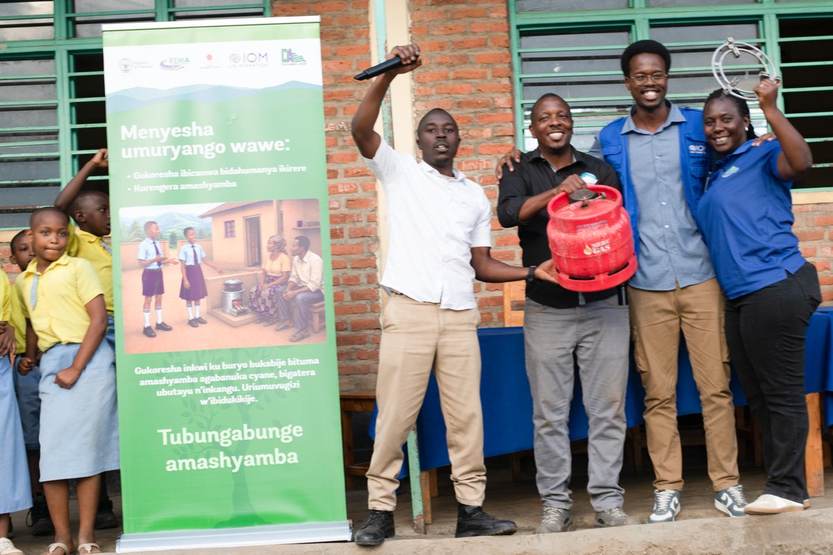 Duhamic1's tweet photo. On Thursday, 4th June 2026, at GS Muhoza 1 , @Duhamic1 and @IOMRwanda organized a campaign on "Enhancing Adaptation and Mitigation Capacities to Climate Change and Extreme Weather Events in Rwanda,"

It brough together students from GS Muhoza 1 and GS Muhoza 2 and attended by staff from IOM Rwanda and Kayiranga Theobald the Vice Moyor in Charge of Social Affairs of Musanze District.

During this event, one member of school environmental club was awarded with a clean cooking gaz cylender, as a result of his initiative of making peletes from school waste.

The project is implemented by DUHAMIC-ADRI in partnership with IOM Rwanda and Rwanda Environment Management Authority @REMA_Rwanda , with funds from the Government of Japan.