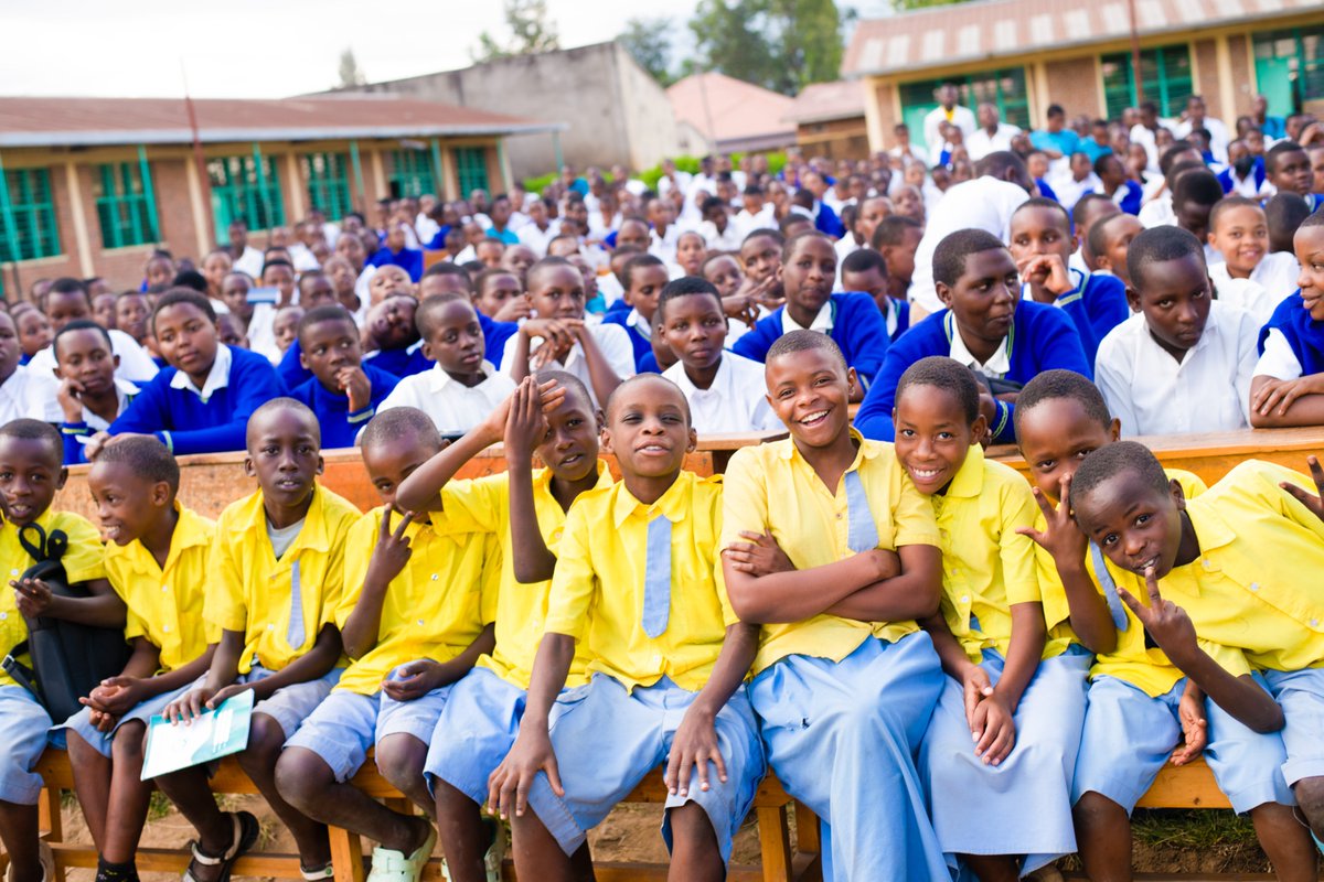 Duhamic1's tweet photo. On Thursday, 4th June 2026, at GS Muhoza 1 , @Duhamic1 and @IOMRwanda organized a campaign on "Enhancing Adaptation and Mitigation Capacities to Climate Change and Extreme Weather Events in Rwanda,"

It brough together students from GS Muhoza 1 and GS Muhoza 2 and attended by staff from IOM Rwanda and Kayiranga Theobald the Vice Moyor in Charge of Social Affairs of Musanze District.

During this event, one member of school environmental club was awarded with a clean cooking gaz cylender, as a result of his initiative of making peletes from school waste.

The project is implemented by DUHAMIC-ADRI in partnership with IOM Rwanda and Rwanda Environment Management Authority @REMA_Rwanda , with funds from the Government of Japan.