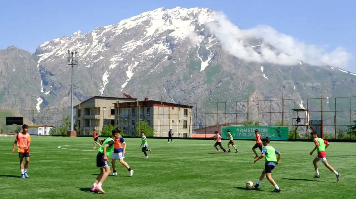 amedtvcom's tweet photo. Amedspor Akademi Seçmelerinde Hakkari etabı tamamlandı
https://t.co/WGPJnQXU31 https://t.co/cDkpmyW6Y4