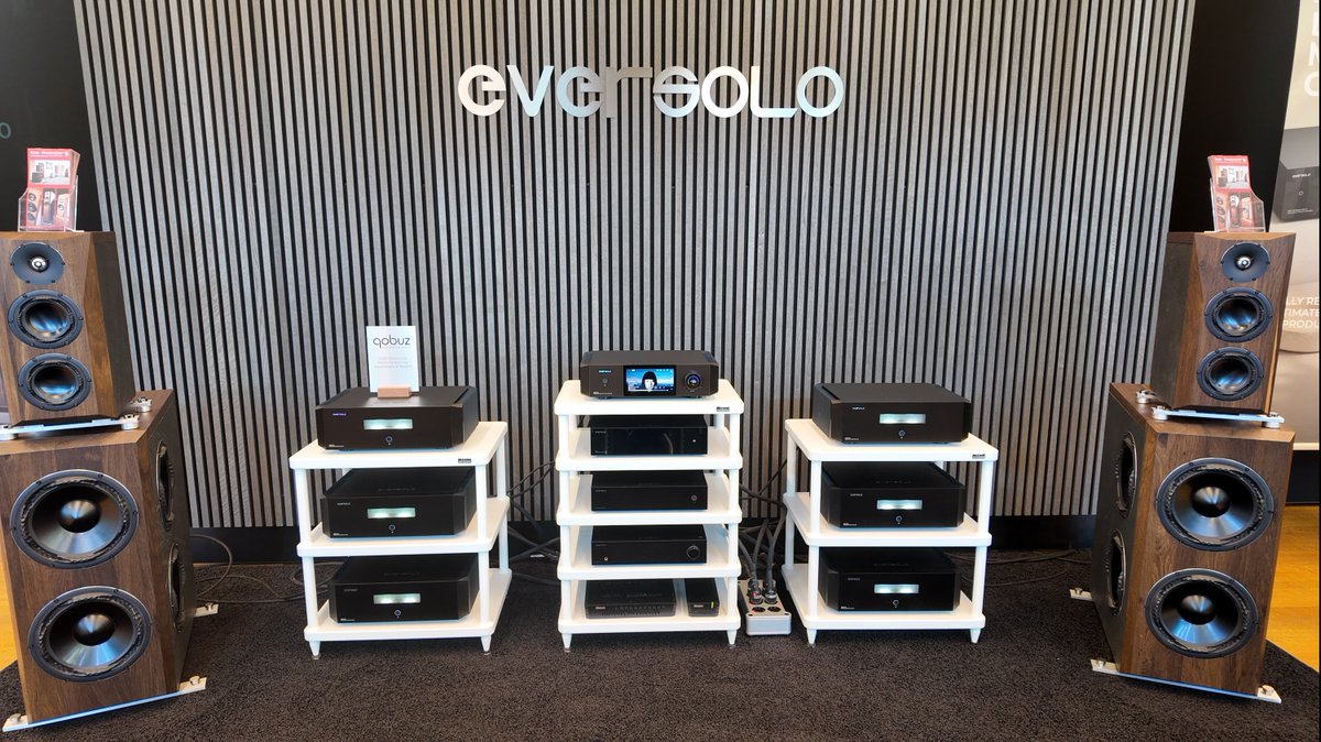 primeaudioke's tweet photo. It is day one of the High End Audio show in Vienna. 
Beautiful city, beautiful people, beautiful tech in Vienna.
We explore the world of High End Audio, meet our partners and tell you all about our experience first hand on the good things from the show.

Keeping you connected to the really fun audiophile world!! And bring these awesome solutions to your home soon!