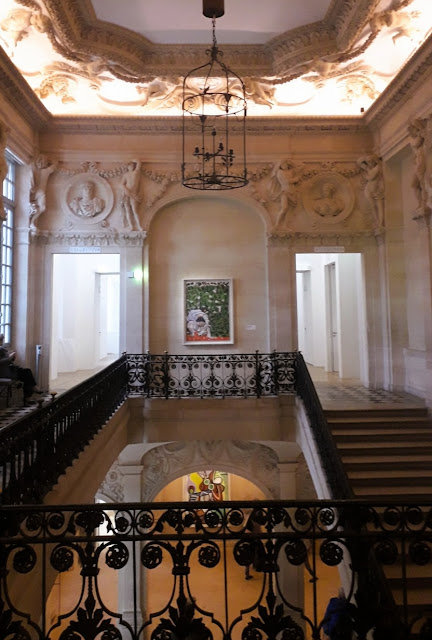 Paris_all_about's tweet photo. A good weekend to be in Paris - bon week-end à tous - have a good weekend everyone.
https://t.co/EGoJvUqR2L https://t.co/b5e1cN1Rsg