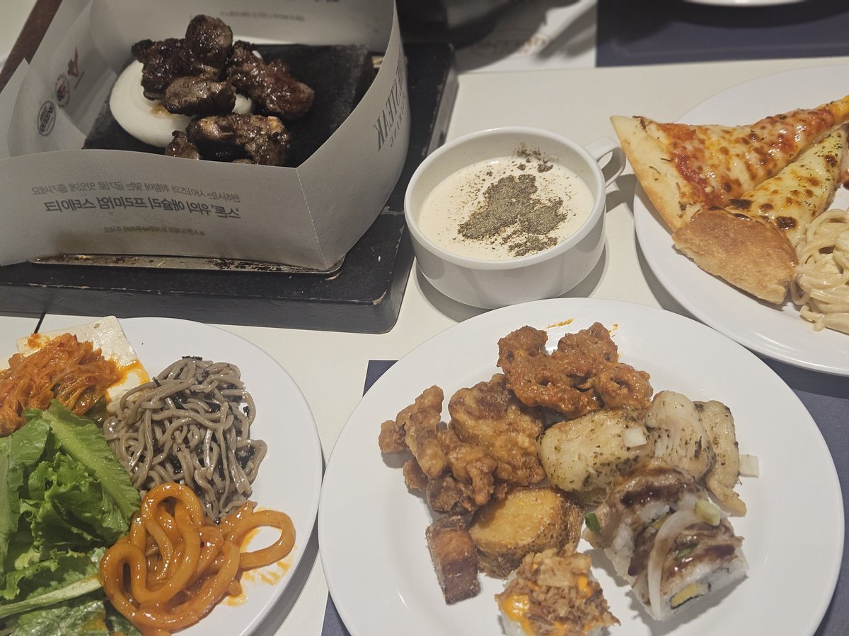 DUZI_PM's tweet photo. 어째 요며칠 내내 먹고싶은거 다 먿는거가튼데 https://t.co/0qnoSOBDBa
