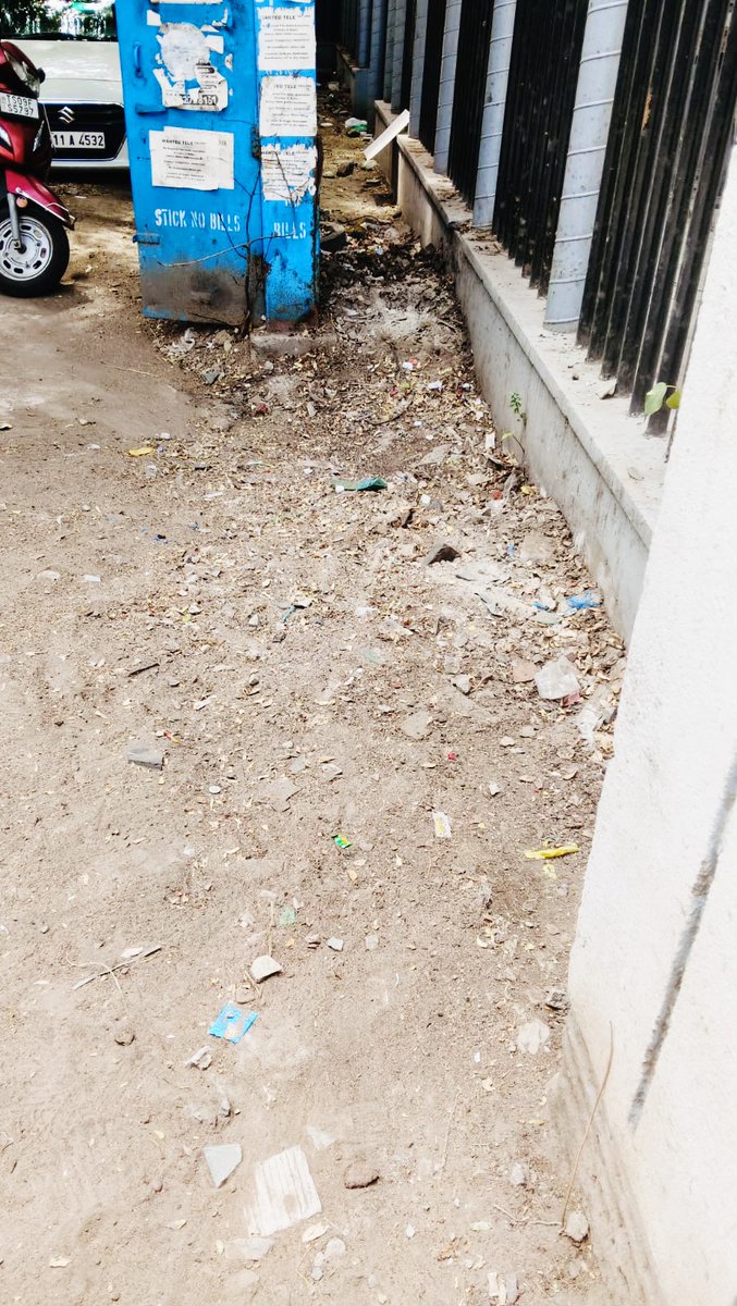 Kothapalli46211's tweet photo. @krishna_avs @CommissionrGHMC @ZC_Khairatabad @DC_Khairatabad @GHMCOnline @PrlsecyMAUD @vinay_vangala @Ilovehyderabad @UNTGAPS @Praja_Snklpm @HydWatch @ActivistTeja @Narhariyarabotu @NarsingPra34804 @Rusty_2001 https://t.co/DWC6gwYizS
