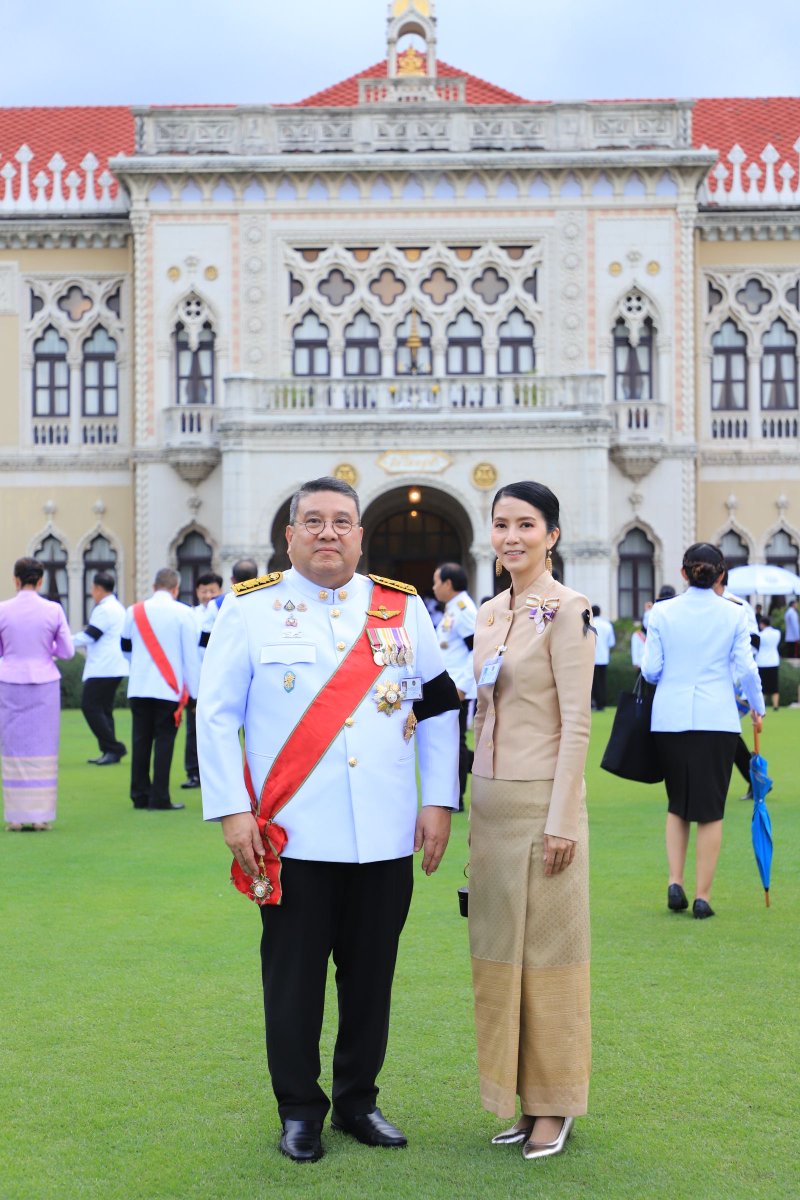 thaiMOL's tweet photo. ปลัดฯ แรงงาน ร่วมงานสโมสรสันนิบาตเฉลิมพระเกียรติ เนื่องในโอกาสพระราชพิธีมหามงคลเฉลิมพระชนมพรรษา 4 รอบ สมเด็จพระนางเจ้าฯ พระบรมราชินี 3 มิถุนายน 2569 https://t.co/04c7huTii1