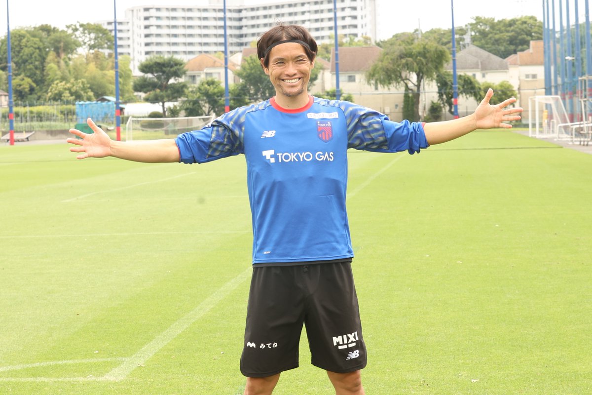 zonewebofficial's tweet photo. 契約満了が発表された東慶悟🔵🔴

6日のセレッソ大阪戦を前に
小平で最後のトレーニング💪

森重真人と2ショットも✨

最後はグラウンドに一礼🫡

📸：@taku_tics 

#東慶悟 #fctokyo #tokyo https://t.co/D68RbP7wSl