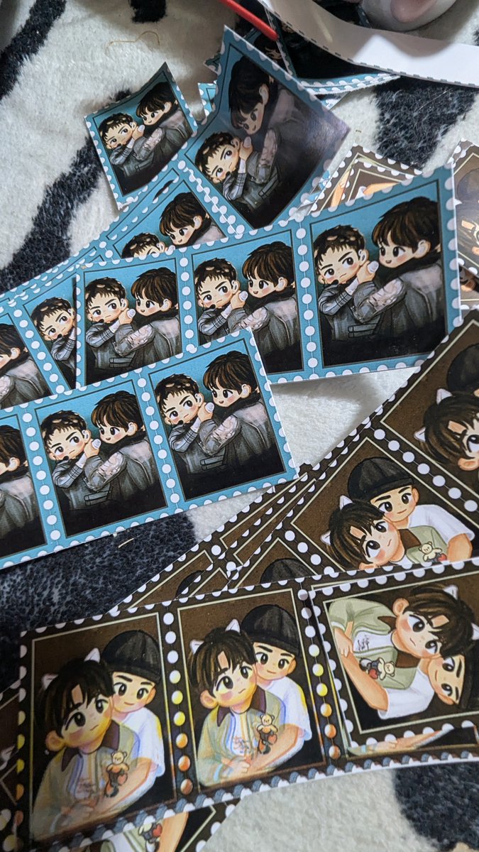 mbwharem_13's tweet photo. Printed some #GyuBoo #BooGyu #VerKwan #SolBoo stamp stickers. Will bring this tomorrow together with my Hoshi freebies for #SlipIntoTheHoshiverse
Ibibigay lang sa may gusto at manghihingi ๐ Limited Qtty lang din.
Artwork by @tinysartgallery
#TinysArtPieces https://t.co/BXYqeDaCox