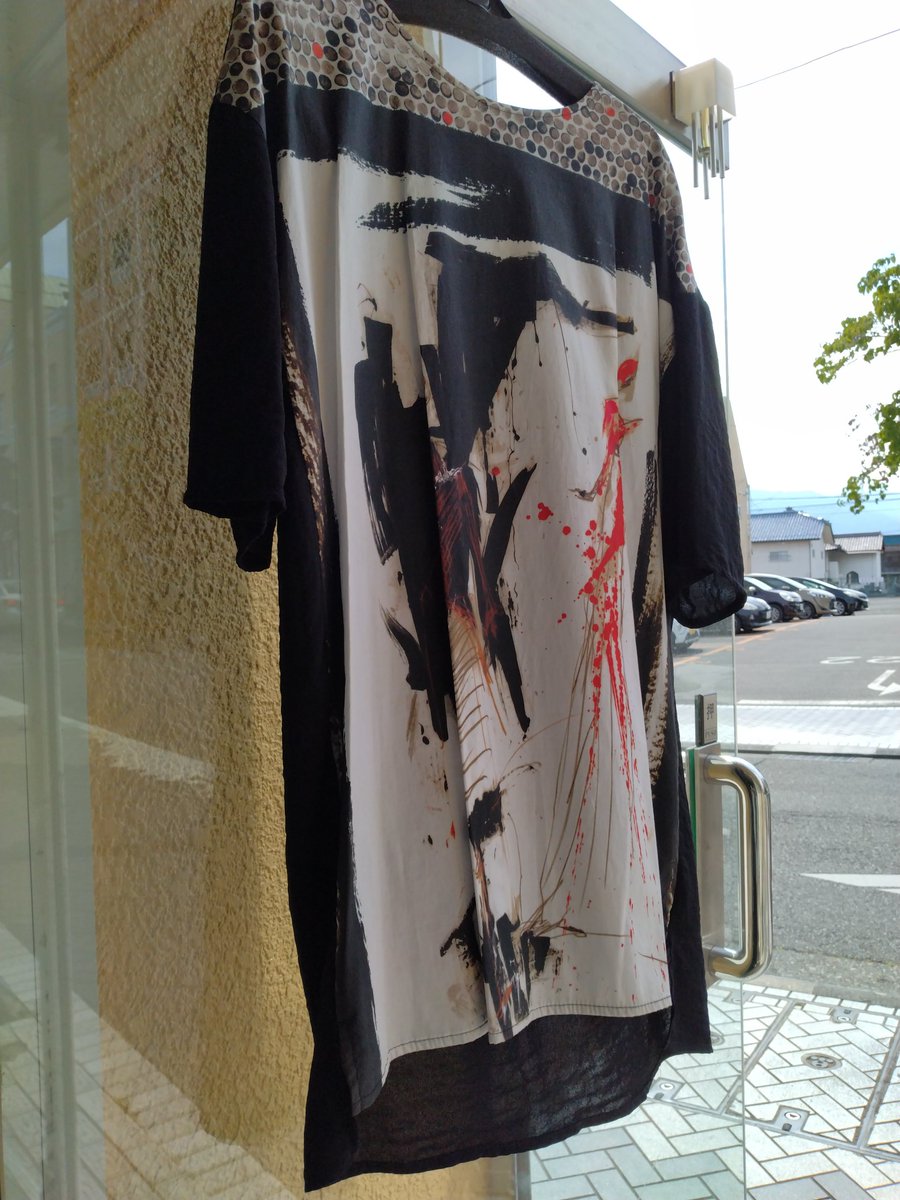 parcelmayumi's tweet photo. made in italy🇮🇹 トップス
マンネリ化になりやすい
夏コーディネート
イタリアトップスを
1枚着るだけで格上げスタイル
素材にもこだわった1枚

#イタリアトップス #インポートトップス #イタリアぶらい #インポートブラウス #インポートセレクトショップパーセル https://t.co/ln40cdBq9O