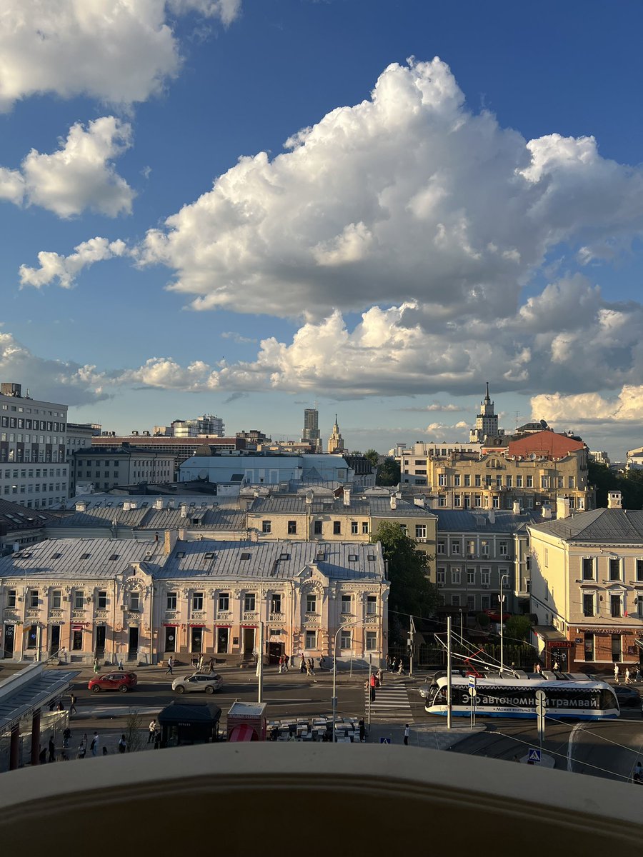 NosVol's tweet photo. Летушко https://t.co/8gX1U6DfWf