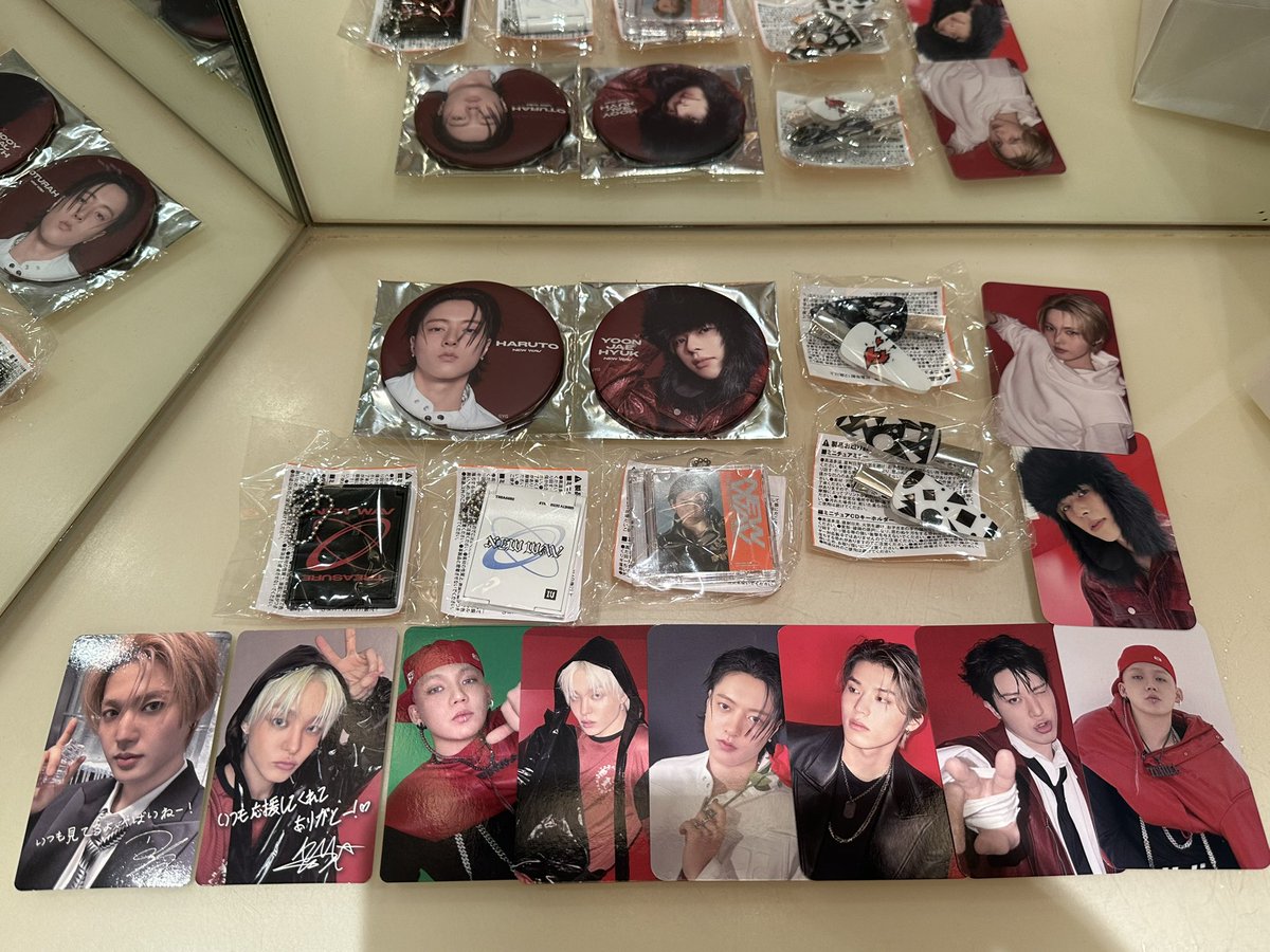 ello0h's tweet photo. treasure new wav popup 渋谷 tsutaya

【譲】 画像

【求】 アサヒ ジュンギュ ヨシ
2枚目タワレコ特典は同種アサヒ>異種

ハルト今回の異種特典
(未所持の過去物可)

明日午前中渋谷にて交換または郵送

#treasure交換 https://t.co/gSESTnqwQ1