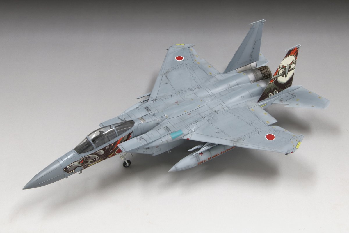 finemolds_news's tweet photo. 新製品(完全限定品)の完成見本&amp;パッケージ画像UP！

1/72 航空自衛隊F-15J戦闘機 第201飛行隊[創隊40周年記念塗装機]
https://t.co/BXd7oKd2rF

羆と白頭鷲とを用いたデザインの特別塗装機の、迫力あるマーキングをデカールにて再現します
キットはパネルに合わせた分割で接着跡を目立たない設計です https://t.co/PCSHhWGgnA