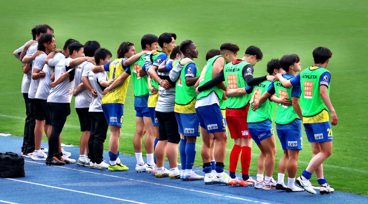 dai_dfy's tweet photo. 日曜日の北九州戦！
観に行きたい気力も理由も見つからない！
悩んだけど行かないことにする！ https://t.co/bxDzQnaIn9