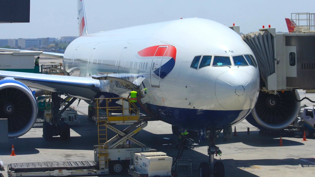 Aviationa2z's tweet photo. Drunk British Airways Crew Stood Down After Outrageous Hotel Lobby Claim✈️

@British_Airways (BA) has launched an internal investigation after a cabin crew member allegedly behaved inappropriately at a Belfast hotel. The carrier, which operates its main long-haul and short-haul network from London Heathrow Airport (LHR), has suspended four crew members while it reviews the claim.

The reported incident took place in the early hours at a hotel in Belfast, the Northern Irish city served by George Best Belfast City Airport (BHD).

Read in detail👇🔗
https://t.co/AK4FmfQ0J8
#Aviationnews #Britishairways #Britishairwayscrew