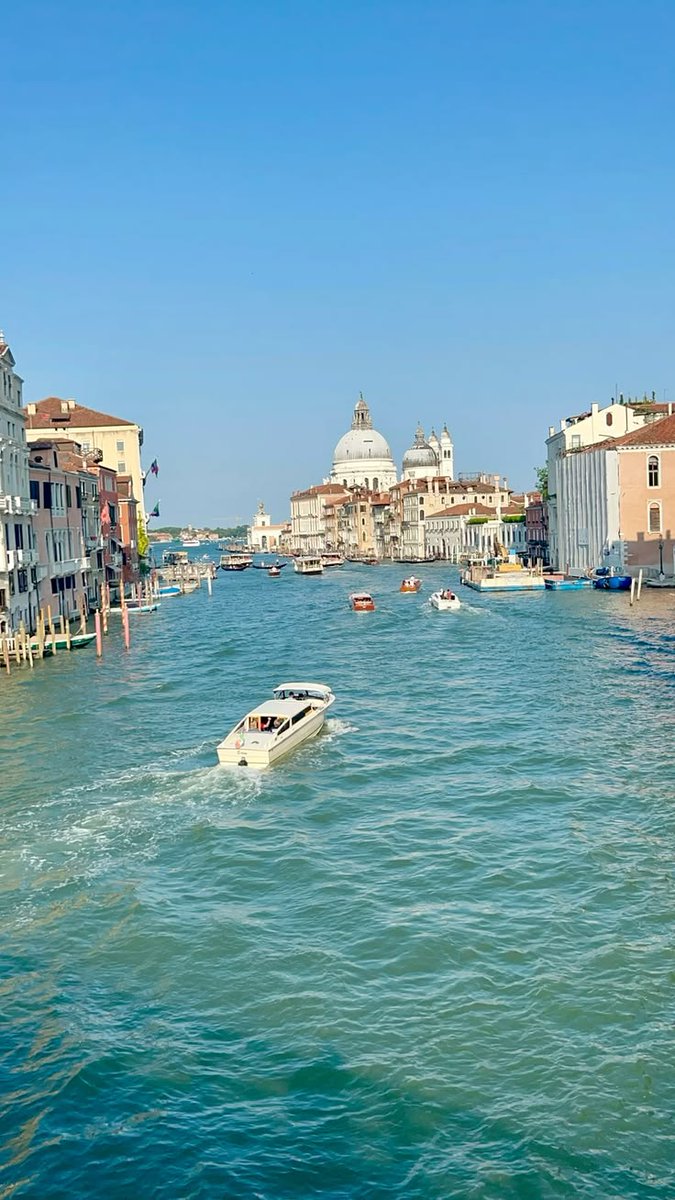 _travel__vibes's tweet photo. Venice, Italy 🇮🇹 https://t.co/OTQZPsk4HT