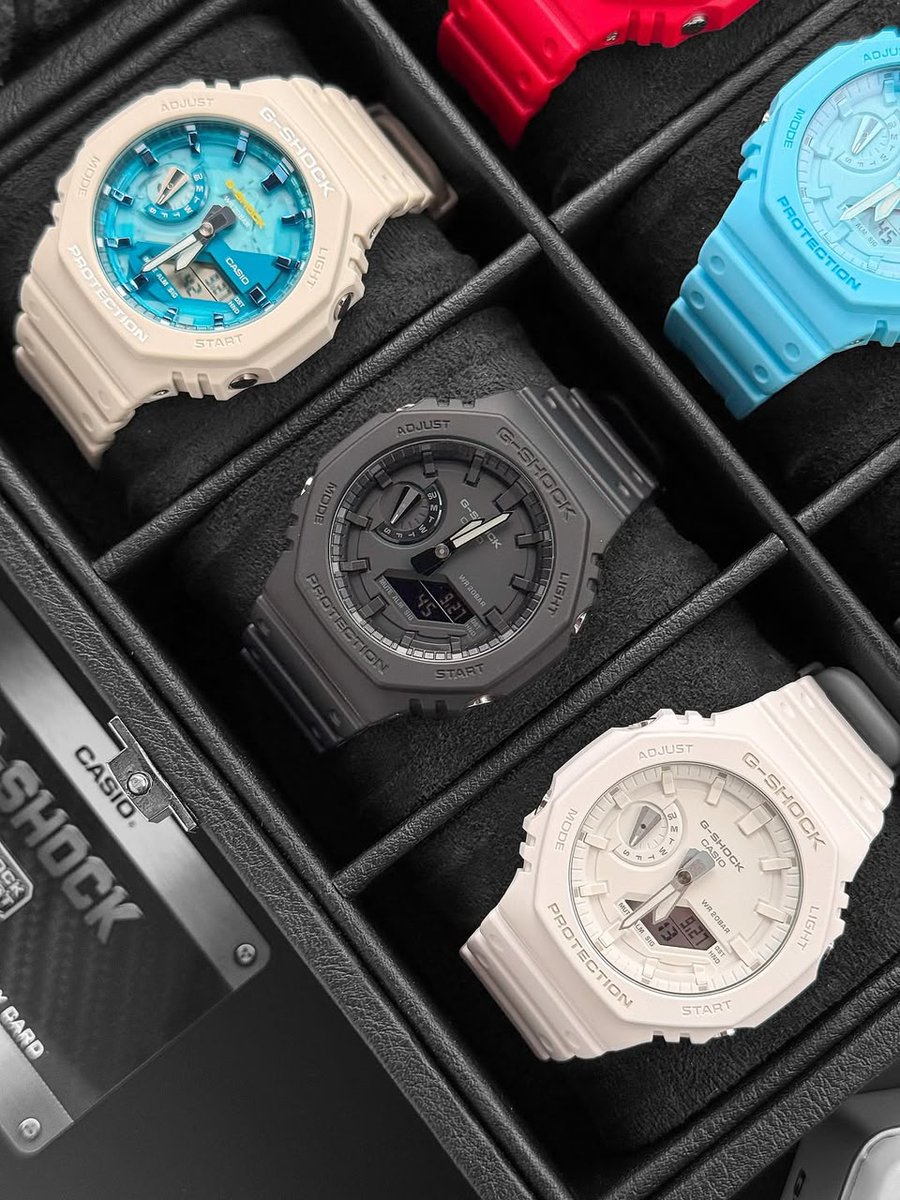 AUNTYMUSE_'s tweet photo. Beauty watch 
G.shock luxury comes with full package
₦45,000 https://t.co/70aPBneLDr