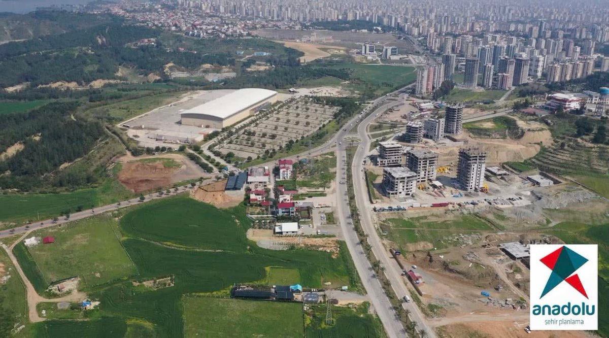 ulasbcetinkaya's tweet photo. Ekolojik dengeleri gözetmeden kalkınma çabaları başarısız olmaya mahkumdur. 
Bu nedenle üretim büyüme sanayileşme kentleşme stratejileri ve politikaları çevresel değerleri doğayı ve atmosferi tahrip etmeden yürütülecek Türkiye dileğiyle #5HaziranÇevre Günü Kutlu Olsun https://t.co/WJTr084Q26