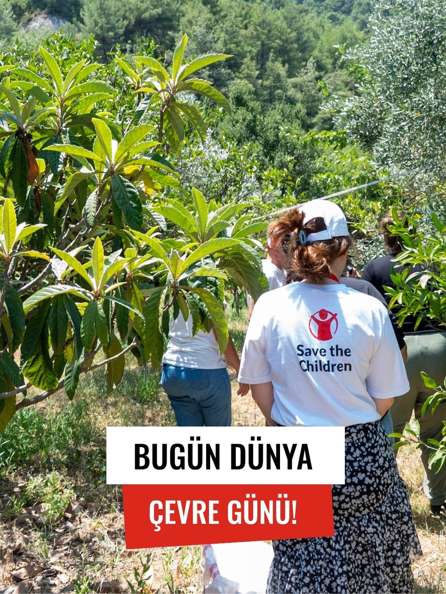 SaveChildrenTR's tweet photo. 🌍 #DünyaÇevreGünü kutlu olsun!

Çocukların temiz ve sürdürülebilir bir dünyada yaşaması hepimizin sorumluluğu. Doğayı koruyan çözümleri destekleyerek ve iklim için somut adımlar atarak, çocuklara daha güvenli bir gelecek bırakabiliriz. 💚

#İklimDeğişikliği #COP31 https://t.co/zELdgZHZBF