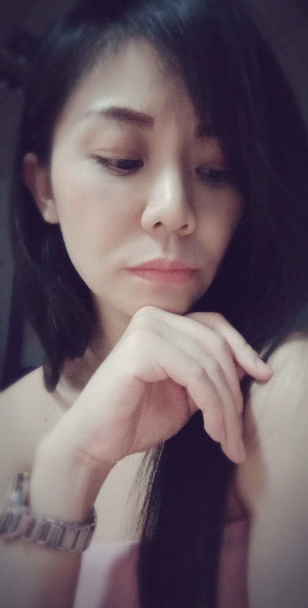Dadadee100's tweet photo. คนเหงา ที่เข้าใจเธอ  🫢 https://t.co/Ug32sJhrb0
