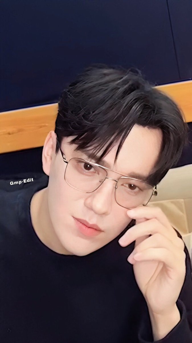 Gaby_FMP's tweet photo. Dimash asks us what kind of music style do we prefer from him?

#music #WorldTour #Concert

©️#Dimash IG

✨🕊

MY FAVORITE DIMASH SONG 

#DimashQudaibergen 💜
#Gashyqtyq #Samal #Samgau

@dimash_official https://t.co/Qfr9qCEzqT