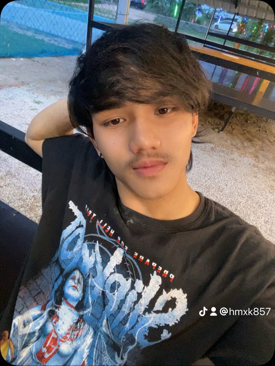 หมอก tweet media