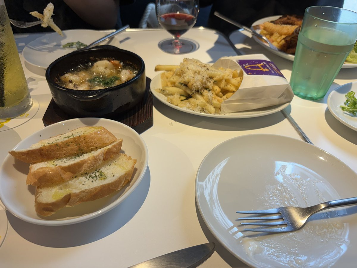 Assunoon's tweet photo. 本日もこちらのカップルです。
@C_opo85 @mripyon 

なかなか大人になって週1〜2遊んでくれる人おらんよ、、、
まだ2万しか稼いでないので、後で仕入れする、、、絶対、、、 https://t.co/EZrW4uemwL