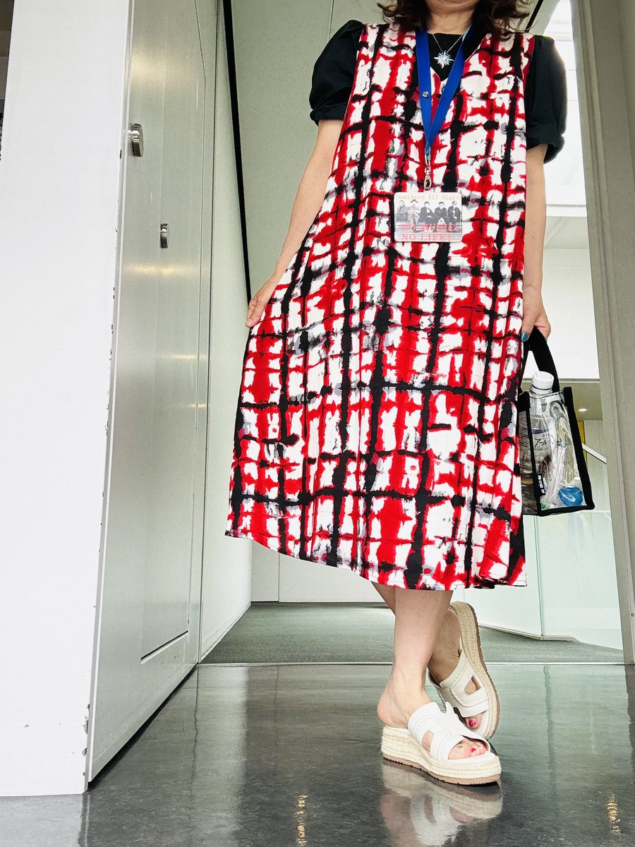 kkkzaurus7's tweet photo. 人垂らし👗❤️🤍🖤🤣色味が同じ🫶
華金まであと少し✊✊✊

#人垂らし https://t.co/2F3vpRJAtO