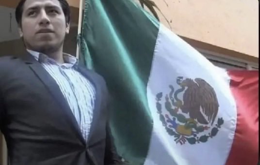 aknowunknown's tweet photo. serán unos troncos los de la selección mexicana, pero son NUESTROS troncos
una vez más me subo al barco señores!! https://t.co/cIgZCGlXuC