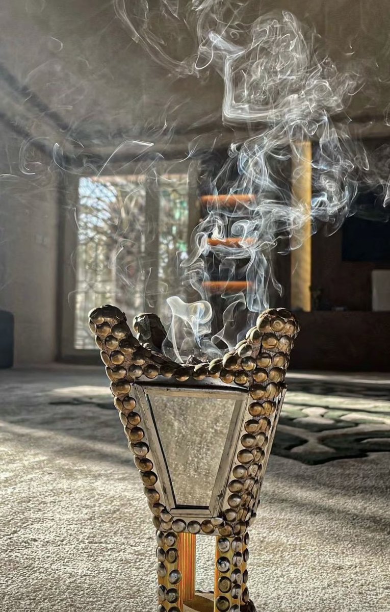 aisarshi's tweet photo. وفي صباح #الجمعه 
اللهم لطفك بقلوبنا وأحوالنا وأيامنا
اللهم تولنا بسعتك وعظيم فضلك 
صباح الخير للجميع💛💛 https://t.co/52JvexyMln