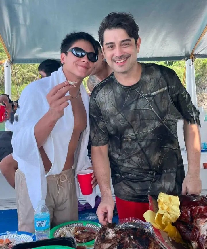 blairwaldorfs_'s tweet photo. minsan magkumpare minsan magkaaway (si andres at si greg) minsan mag-ama 🤣 https://t.co/WPT6DIFD1H