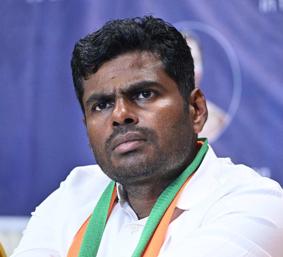 1TheDailyBrief's tweet photo. ⚡ BOMBSHELL — Annamalai quits BJP.
The man who built the party's ground presence in Tamil Nadu from scratch, only to be sidelined when the BJP chose an AIADMK alliance over his vision. Sometimes the party outgrows the person. Or the other way around. Politics has no loyalty. #annamalaibjp #bjp4nation