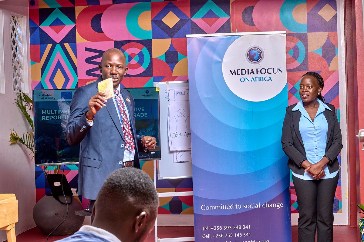MFAUganda's tweet photo. RECAP: 𝐌𝐮𝐥𝐭𝐢𝐦𝐞𝐝𝐢𝐚 𝐓𝐫𝐚𝐢𝐧𝐢𝐧𝐠 𝐨𝐧 𝐄𝐟𝐟𝐞𝐜𝐭𝐢𝐯𝐞 𝐑𝐞𝐩𝐨𝐫𝐭𝐢𝐧𝐠 𝐨𝐧 𝐂𝐫𝐨𝐬𝐬-𝐁𝐨𝐫𝐝𝐞𝐫 𝐓𝐫𝐚𝐝𝐞.

Looking back at a productive and inspiring Day 1 in #GuluCity.

Great conversations, practical multimedia sessions, and powerful insights on covering cross-border trade.

Swipe to catch the highlights.