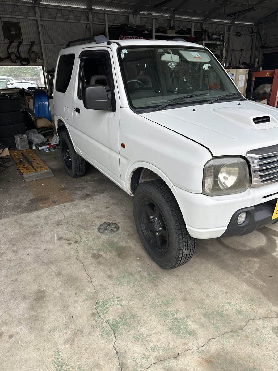 KIMURAAutoWorks's tweet photo. ジムニーのハブベアリングを交換します
ガタガタですね😇 
 #ジムニー #JB23W #ハブベアリング https://t.co/MW48KKM8cs