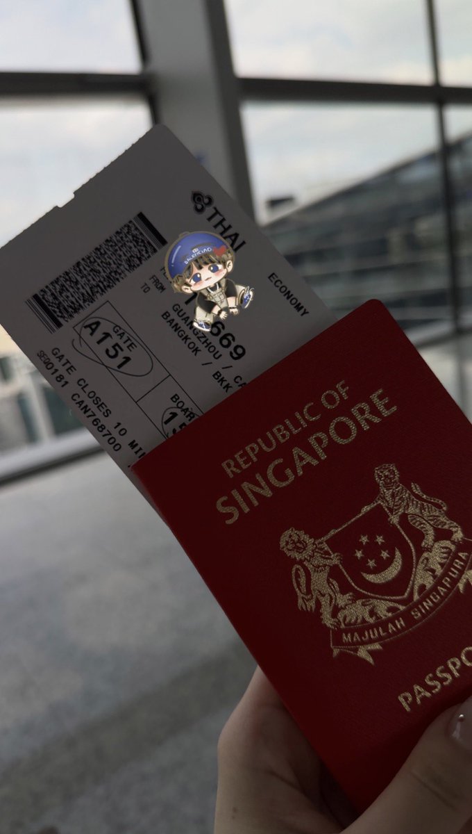 withluve_b's tweet photo. Let’s go ✈️ it’s my first time in Thailand this year 🫣

#BuildJakapan #Beyourluve @JakeB4rever https://t.co/mzfQbP8V6P
