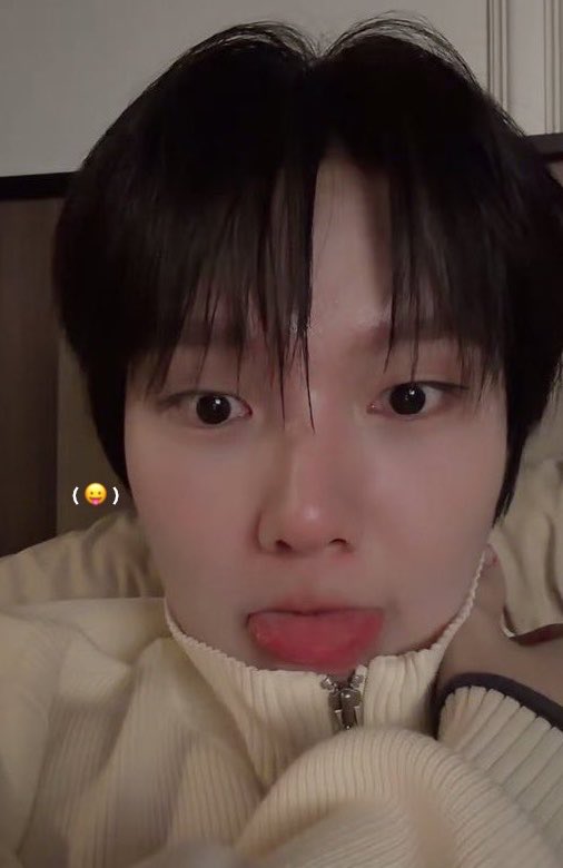 CHATCHATTT_'s tweet photo. แมวดื้อ ៸៸>⩊<៸៸ https://t.co/eUiabMwFD1