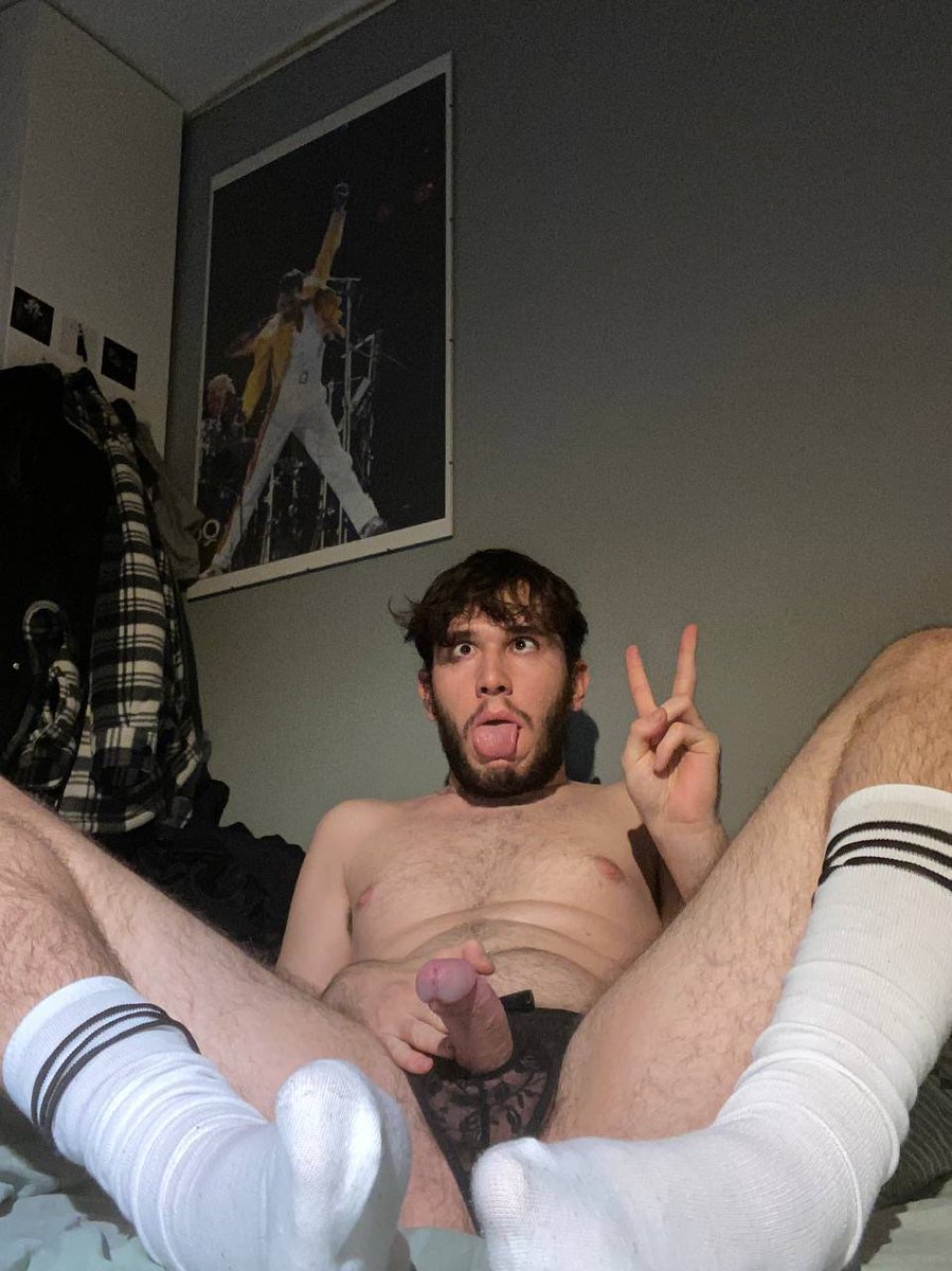 alphadomhere's tweet photo. This fag begged me to expose him. He likes to serve doms. Like comment and repost for more of his pics

His snap is jakco22 dominate him there https://t.co/6XyRtAQe56