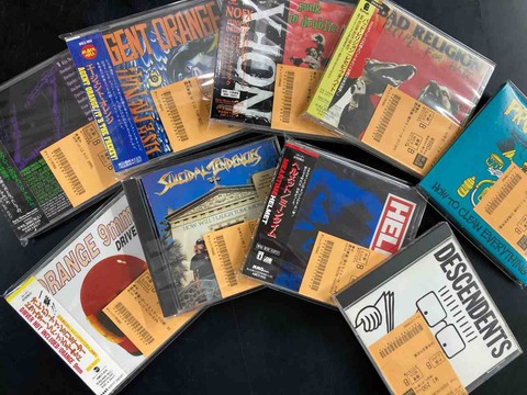 diskunion_ds7's tweet photo. 【新宿パンクマーケット】

メロコア/ラウドロック/POP PUNK/NU-METALなどの中古CDが大量入荷！！ 
https://t.co/Mn4ubSq0Io https://t.co/RTkVlGhh6U