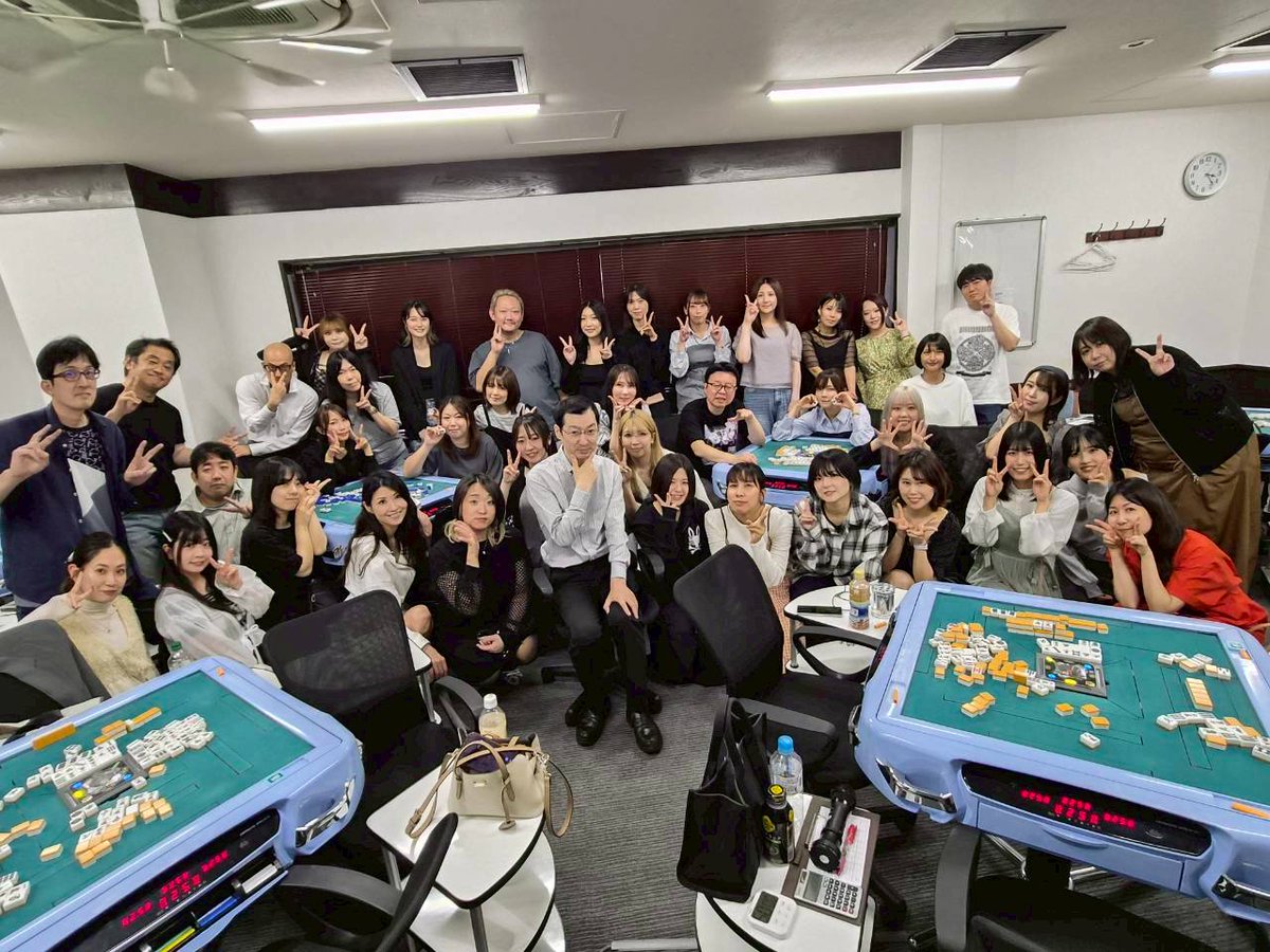 hamada19821114's tweet photo. 昨日は第20回の浜田カップを開催させて頂きました
40人のプロが参加して下さり大盛況で本当にありがたい限りです、実は浜田カップは20回目を迎えて最終回でしたが最終回にしてナント初優勝出来ました😉😉
今迄参加して下さった皆様関わって下さった皆様本当にありがとうございます。
#浜田カップ https://t.co/rz6gOWjc21