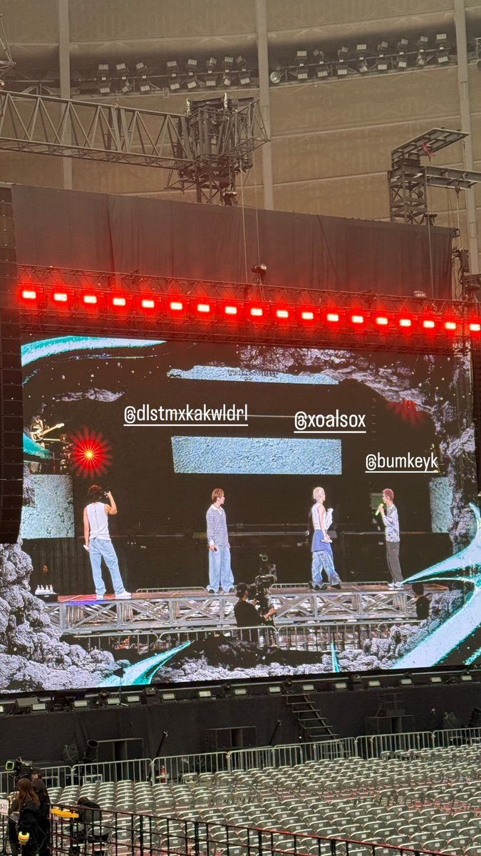 Zolshinee2min_5's tweet photo. 260605 Minho ins update with SHINee 
#샤이니 #SHINee #Minho #민호 #태민 #Taemin https://t.co/bQqM2aU7Fn
