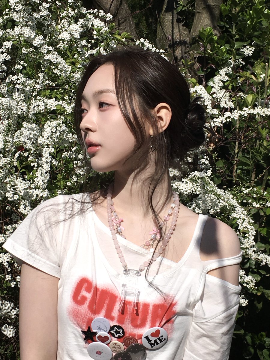 triplescosmos's tweet photo. Baby Flower🌷

#tripleS #트리플에스
#SooMin #수민 https://t.co/oG4nMyrI1K
