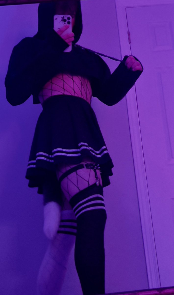 Sh4dowBanned's tweet photo. Hehehe >:3

Femboy Friday https://t.co/rJsMemZ6gJ