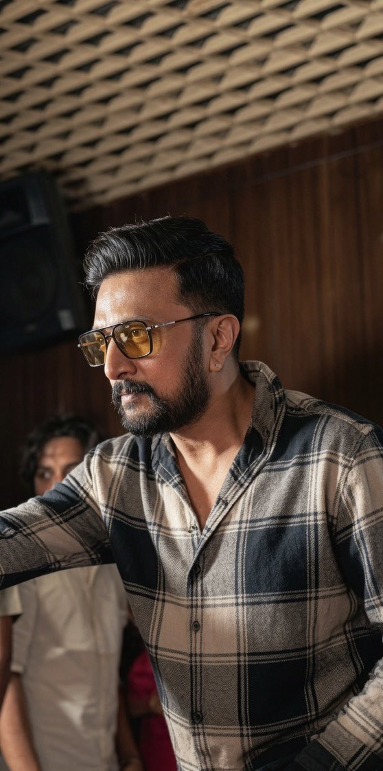 nimgyake_beku's tweet photo. 52 ?😭
Nahh mannn 
He's still 23🧿🫶🏻

#KicchaBoss #KicchaSudeep #MangoPachcha https://t.co/P9PB0qFt9e