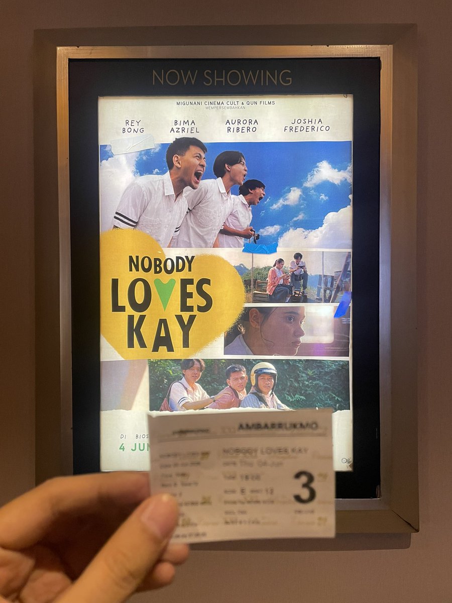 fluimucill's tweet photo. ada film bagus di bioskop gess https://t.co/RhI7TOUPfy